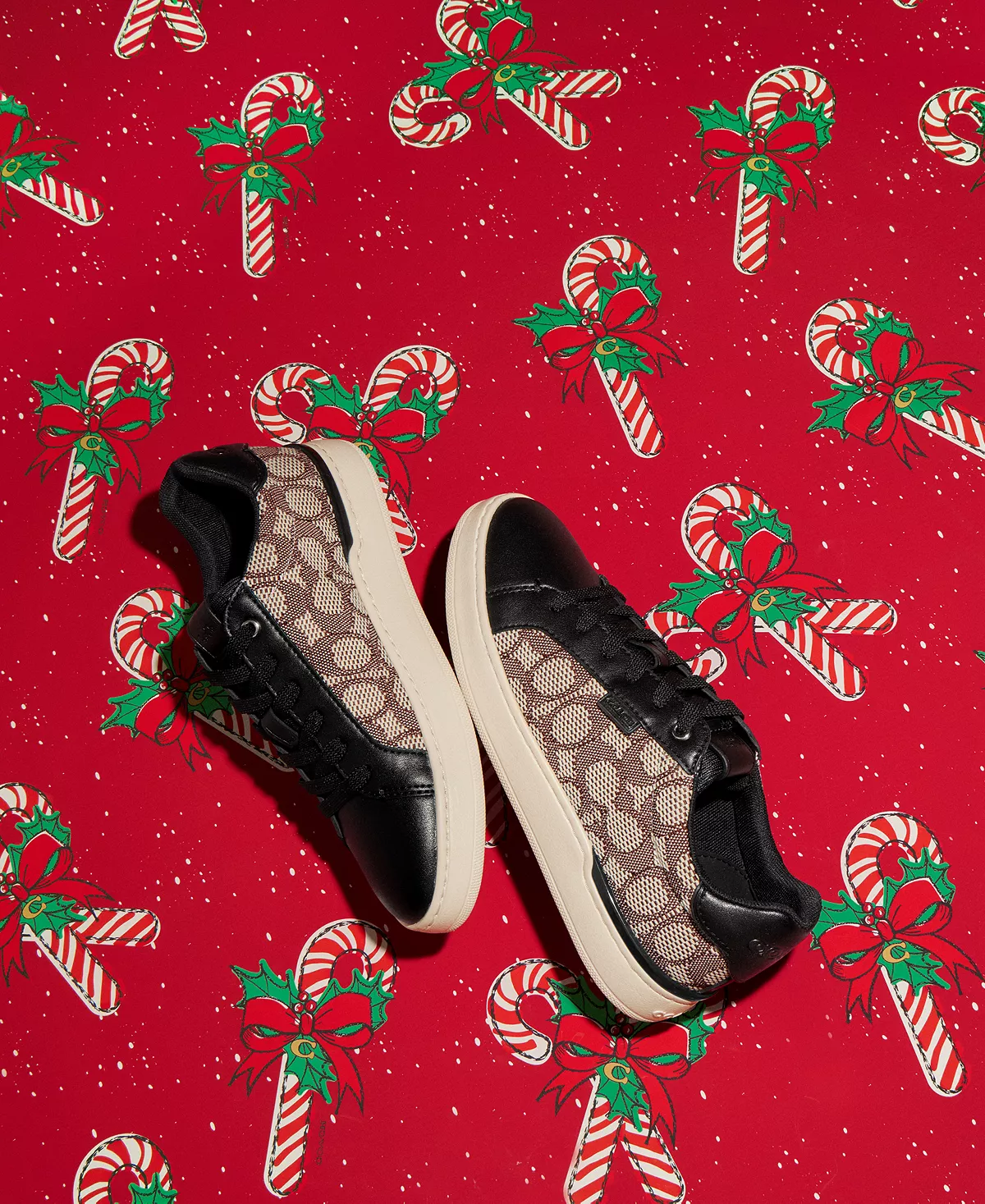 Coach Women's Lowline Signature Lace-up Sneakers 11 Coach Women's Lowline Signature Lace-up Sneakers - Image 9